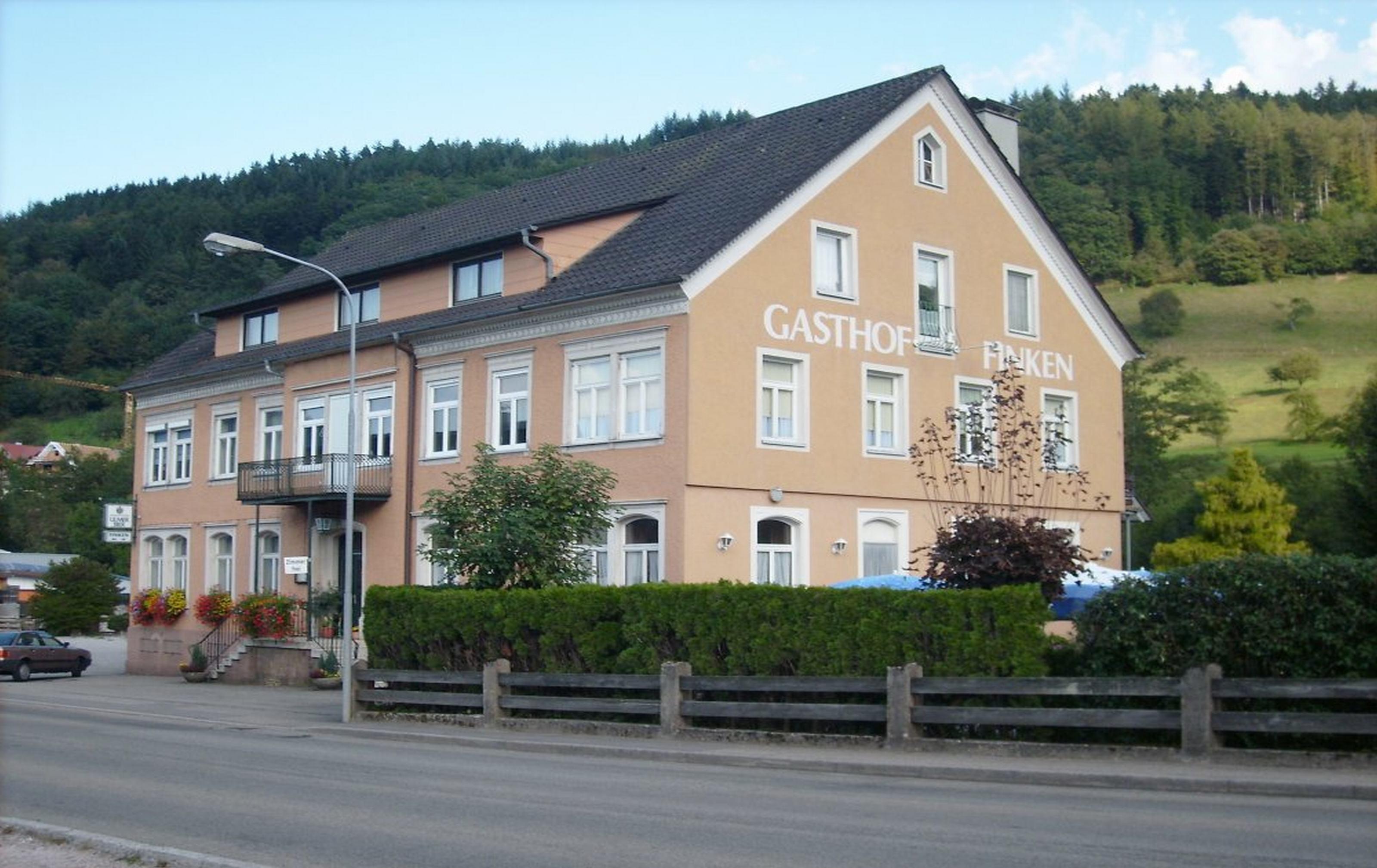Gasthaus Finken Oppenau Eksteriør bilde